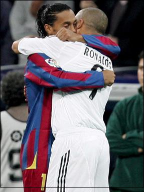 LES 2 HEROS